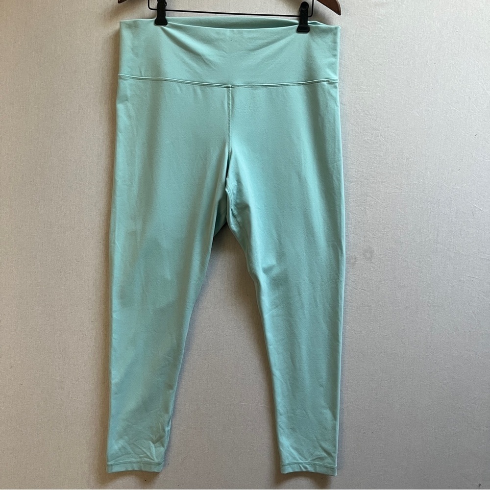 TNA Aritzia Action Mint Green High-Waisted Leggings Sz 2XL